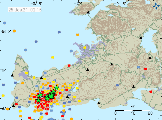 A lot of earthquakes on Reykjanes peninsula, more than a dozen green stars, hundres of red dots showing smaller earthquakes