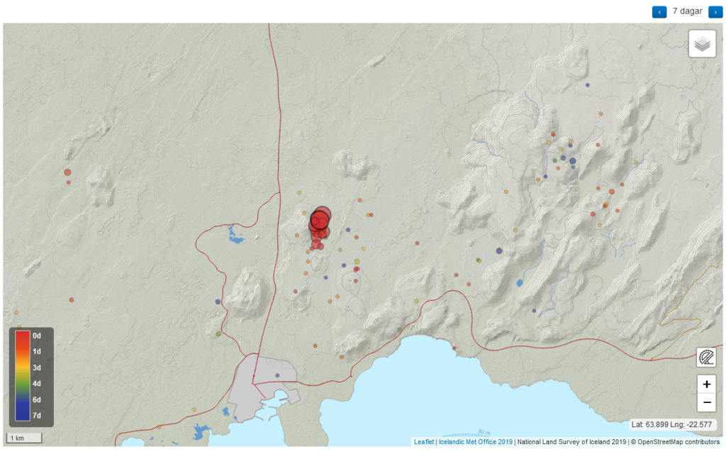 Red dots north of Grindavík town showing the main area of earthquake activity