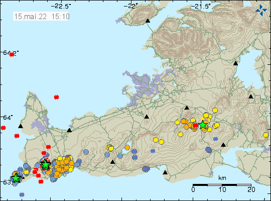 Five green stars on top of each other west of Grindavík town on Reykjanes peninsula. The area is swarmed with smaller earthquakes and older earthquakes from recent days, few green stars out in the ocean from older earthquake swarm