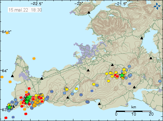A lot of earthquake activity west of Grindavík town in Eldvörp. A lot of green stars in this area along with new red dots showing smaller earthquakes.