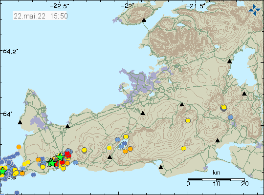 Two green stars north-west of Grindavík town along with a green star north of Grindavík. A lot of orange and red dots around the area showing smaller earthquakes