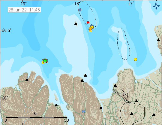 Green star out in the ocean showing the largest earthquake in a small earthquake swarm that took place far north of Akuryeir town. Few earthquakes east of Grímsey island
