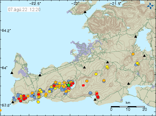 Green star just west of Kleifarvatn lake, in swarm of red and orange dots that show earthquakes from today (red) and few hours ago (orange)