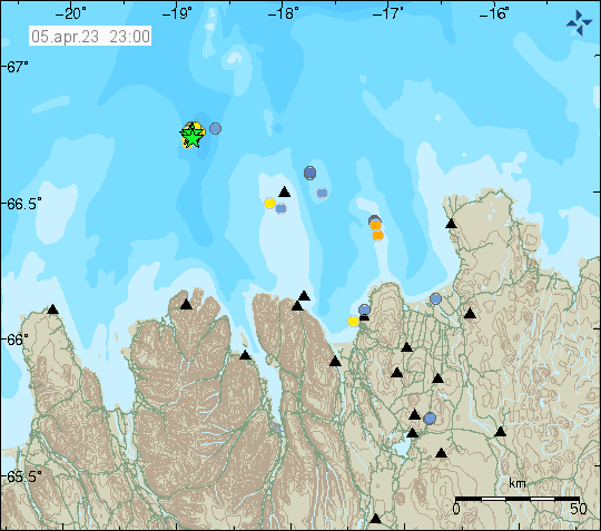 Green stars far west of Grímsey island on the map from Icelandic Met Office with the time at 23:00 UTC on 5. April 2023. This earthquake swarm is far north of Akureyri town. 