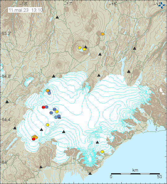 Earthquake swarm in south-west part of Þórðarhyrna volcano. This volcano is located in Vatnajökull glacier, just few km south of Grímsfjall volcano, is part of the Grímsfjall volcano fissure swarm. Time on image 11. May. 23 13:10.