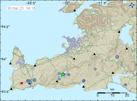 Green star in Kleifarvatn lake. Along with few other blue dots on Reykjanes peninsula showing earthquake activity in other volcanoes. One red dot in Reykjanes volcano just west of Grindavík town. 