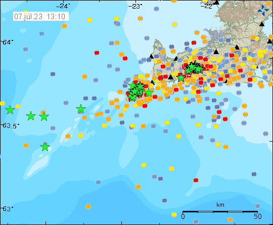A lot of green stars all over the place and a lot of red dots. Since there has been heavy earthquake activity on Reykjanes ridge and Reykjanes peninsula in last few days.