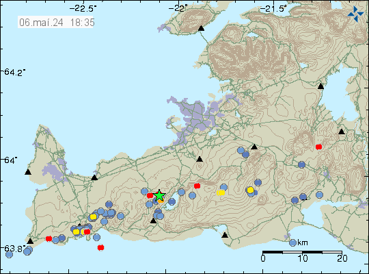 Green star west of Kleifarvatn lake on Reykjanes peninsula in Krýsuvík-Trölladyngja volcano. Earthquakes in other volcanoes are also visible on this map.